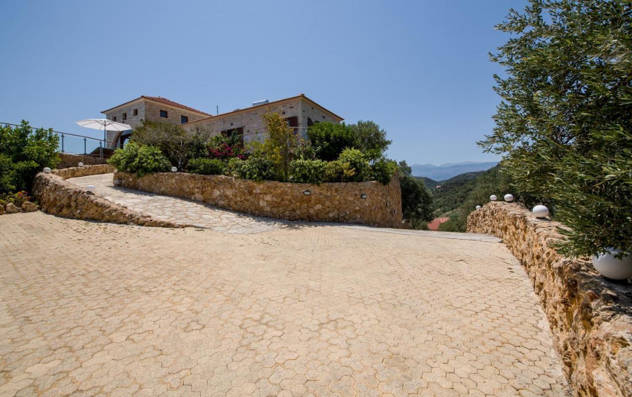 Villa Kourouni Stalós Eksteriør billede